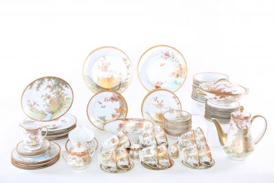 Late 20th Century Japanese Porcelain Dinner Service 68 Pieces
