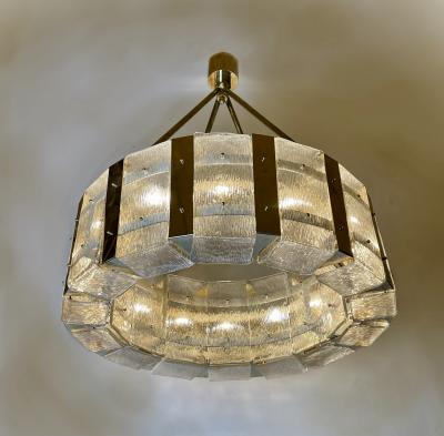 Late 20th Century Round Brass Transparent Textured Murano Art Glass Chandelier