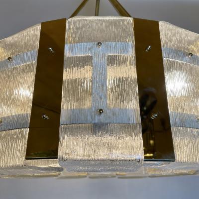 Late 20th Century Round Brass Transparent Textured Murano Art Glass Chandelier