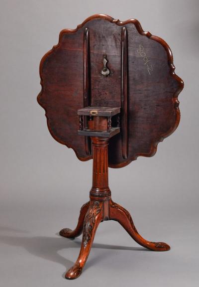 Late George II Carved Mohogany Tripod Table
