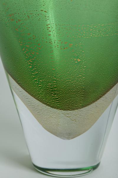 Laura Diaz de Santillana Italian Emerald and Gold Sommerso Vessel 1980 s