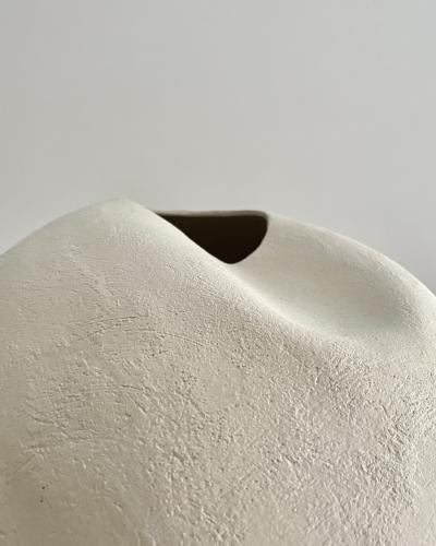 Laura Pasquino Dutch Contemporary Fold Vessel i Stoneware Ceramic Sculptural Urn Vase