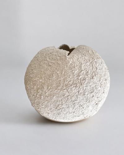 Laura Pasquino Dutch Contemporary Fragment 25 Stoneware and Porcelain Sculptural Urn Vase
