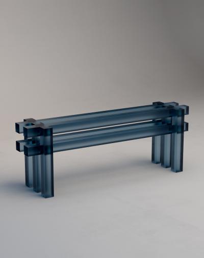 Laurids Gall e Traslucid bench