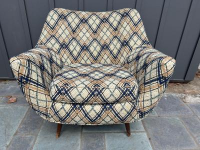 Lawrence Peabody Handsome Lawrence Peabody Barrel Back Tub Chair Selig Mid Century Modern