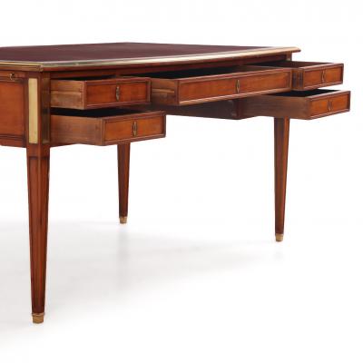 Leather Top Mahogany Writing Desk in French Louix XV Style C 1940