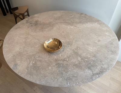 Leo Aerts Angelo M centre table