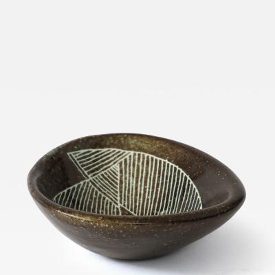 Les 2 Potiers Michelle et Jacques Serre Les Deux Potiers 2 Potiers Ceramic Dish Vide Poche France c 1960