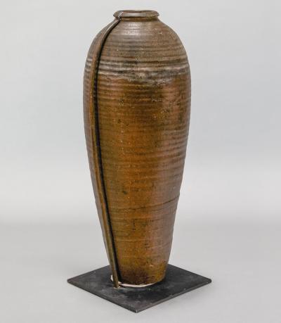 Lio Dynasty 907 1125 Pot with Stand