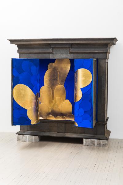 Lionel Jadot Blue Tie Roofing BE