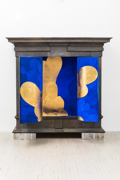 Lionel Jadot Blue Tie Roofing BE