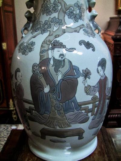 Lladro Rare Pair of Lladro Porcelain Mandarin Vases