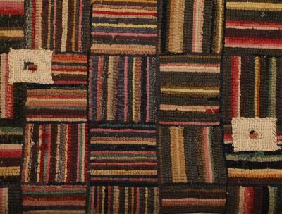 Log Cabin Hooked Runner