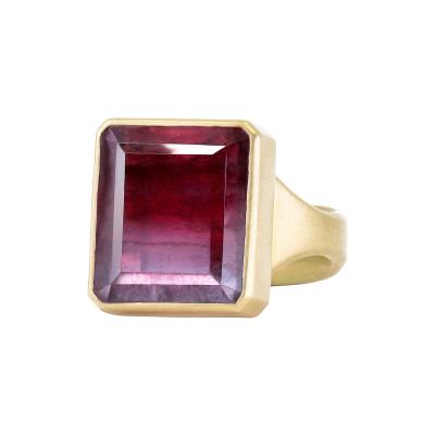 Lola Brooks Lola Brooks 13 98 Carat Bi Color Lilac Red Tourmaline Yellow Gold Ring