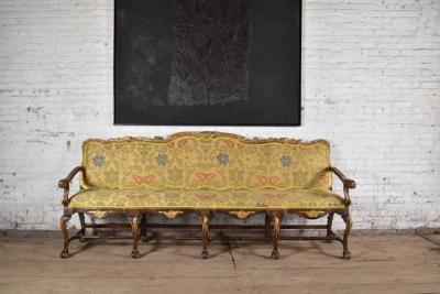 Long 18th Century Carved and Parcel Gilt Spanish Portuguese Settee
