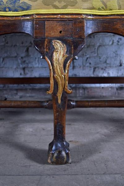 Long 18th Century Carved and Parcel Gilt Spanish Portuguese Settee