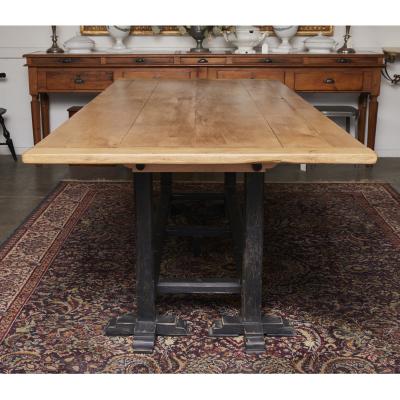 Long Dining Table with Black Antique Flag Stand Legs