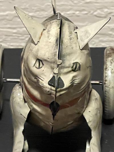 Louis Marx and Company 1930s CAT WITH BALL LOUIS MARX TIN TOY KITTYKAT