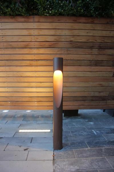 Louis Poulsen Large Flindt Garden outdoor bollard light in cortens red for Louis Poulsen 