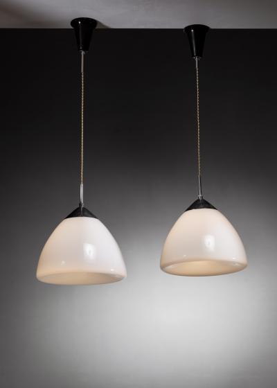 Louis Poulsen Pair of Louis Poulsen Delta pendants