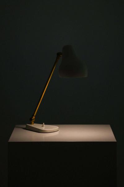 Louis Poulsen Vilhelm Lauritzen Table Lamp in Brass and Lacquer by Louis Poulsen 1950s