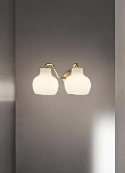Louis Poulsen Vilhelm Lauritzen VL 2 Brass and Glass Wall Lamp for Louis Poulsen
