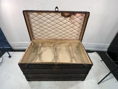 Louis Vuitton ANTIQUE LOUIS VUITTON DAMIER STEAMER TRUNK