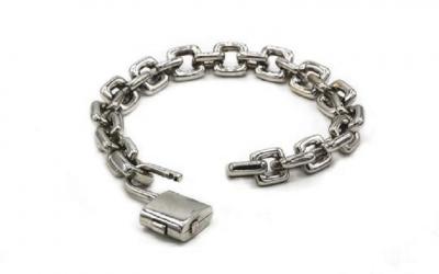 Louis Vuitton LOUIS VUITTON 18K WHITE GOLD SQUARE LINK BRACELET