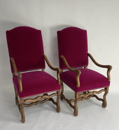 Louis XIII style Pair of Os de Mouton