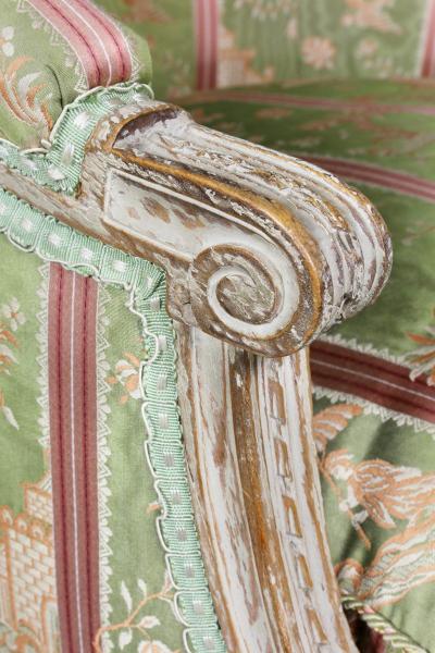 Louis XVI Painted Bergere