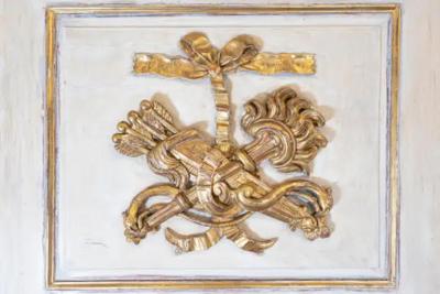 Louis XVI Period French 1790s Gray Painted and Carved Giltwood Trumeau Mirror