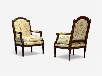 Louis XVI Style Beechwood Floral Fabric Bergere Chairs France 1940s