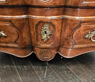 Louis XVI Walnut Commode Italy circa 1790