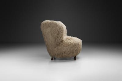 Lounge Chair in Longhair Sheepskin Europe Late 20th Century
