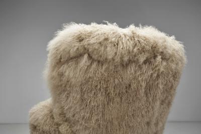 Lounge Chair in Longhair Sheepskin Europe Late 20th Century