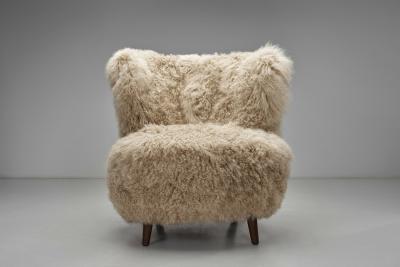 Lounge Chair in Longhair Sheepskin Europe Late 20th Century