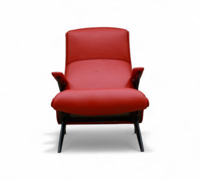 Lounge Chair in Wood with Ebony finish Leather Unknown 1950s Lot 324