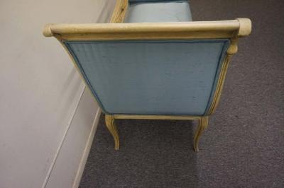 Lovely Hollywood Regency Scrolled Arm Carved Wood Bench