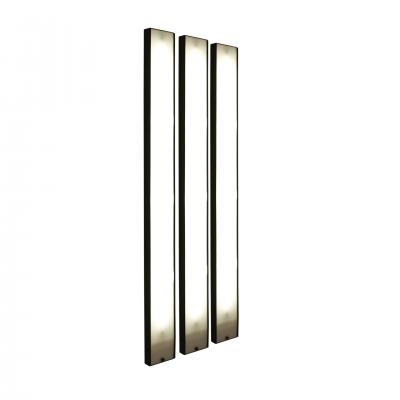 Luciano Bertoncini Luciano Bertoncini Gronda Modular Vertical Italian Wall Light 1970s