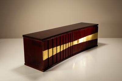 Luciano Frigerio Luciano Frigerio Romanus Credenza in Myrtle Wood Brass Italy 1970s