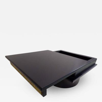 Luciano Frigerio Pair of Italian Mid Century Modern End Tables Nightstands by Luciano Frigerio