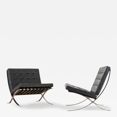 Ludwig Mies Van Der Rohe Ludwig Mies van der Rohe Pair of Seating mod MR90 Barcelona for Knoll