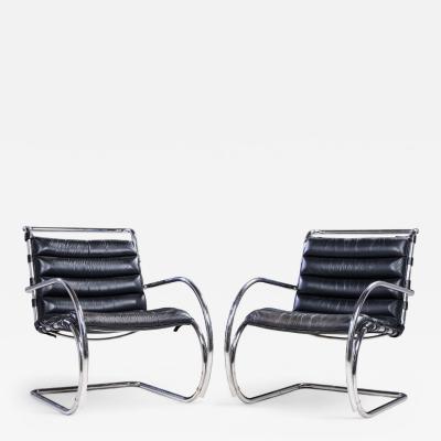 Ludwig Mies Van Der Rohe Mies van der Rohe for Knoll MR Mid Century Black Leather Lounge Chairs Pair