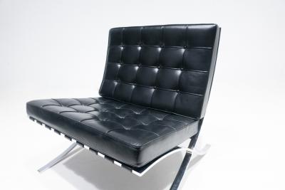Ludwig Mies Van Der Rohe Pair of Black Leather Barcelona Chairs by Mies Van Der Rohe for Knoll