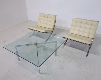 Ludwig Mies Van Der Rohe Pair of Off White Leather Barcelona Chairs by Mies Van Der Rohe for Knoll