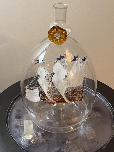 Lymington Glass Mystiques Company EXTRAORDINARY HANDBLOWN GLASS SHIP IN BOTTLE DECANTOR