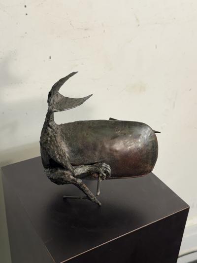 Lynn Chadwick MODERNIST METAL BRUTALIST BEAST SCULPTURE IN THE MANNER OF LYNN CHADWICK