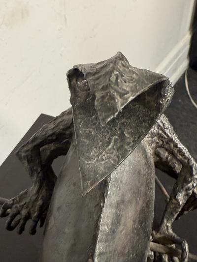 Lynn Chadwick MODERNIST METAL BRUTALIST BEAST SCULPTURE IN THE MANNER OF LYNN CHADWICK