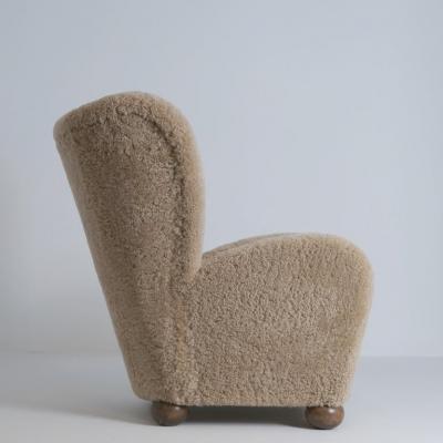 M rta Blomstedt Highback M rta Blomstedt Aulanko Armchair in Honey Natural Sheepskin 1940s
