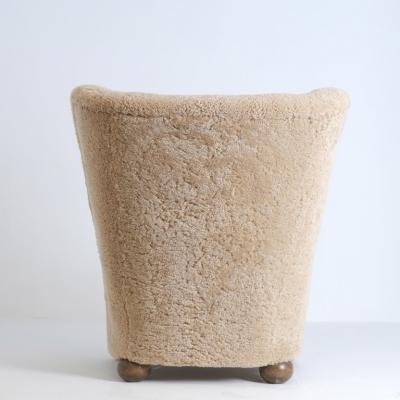 M rta Blomstedt Highback M rta Blomstedt Aulanko Armchair in Honey Natural Sheepskin 1940s